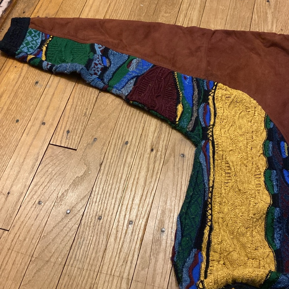 Rare Vintage Coogi 3D Textured Knit Sweater with Suede Detail - Picture 8 of 16